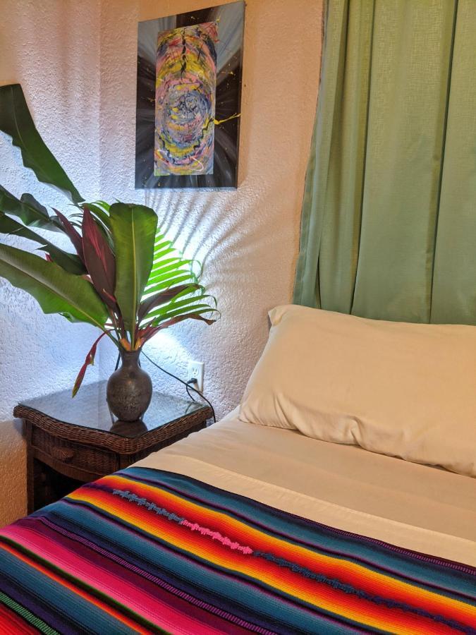 Seaside Inn Roatan West Bay Zewnętrze zdjęcie