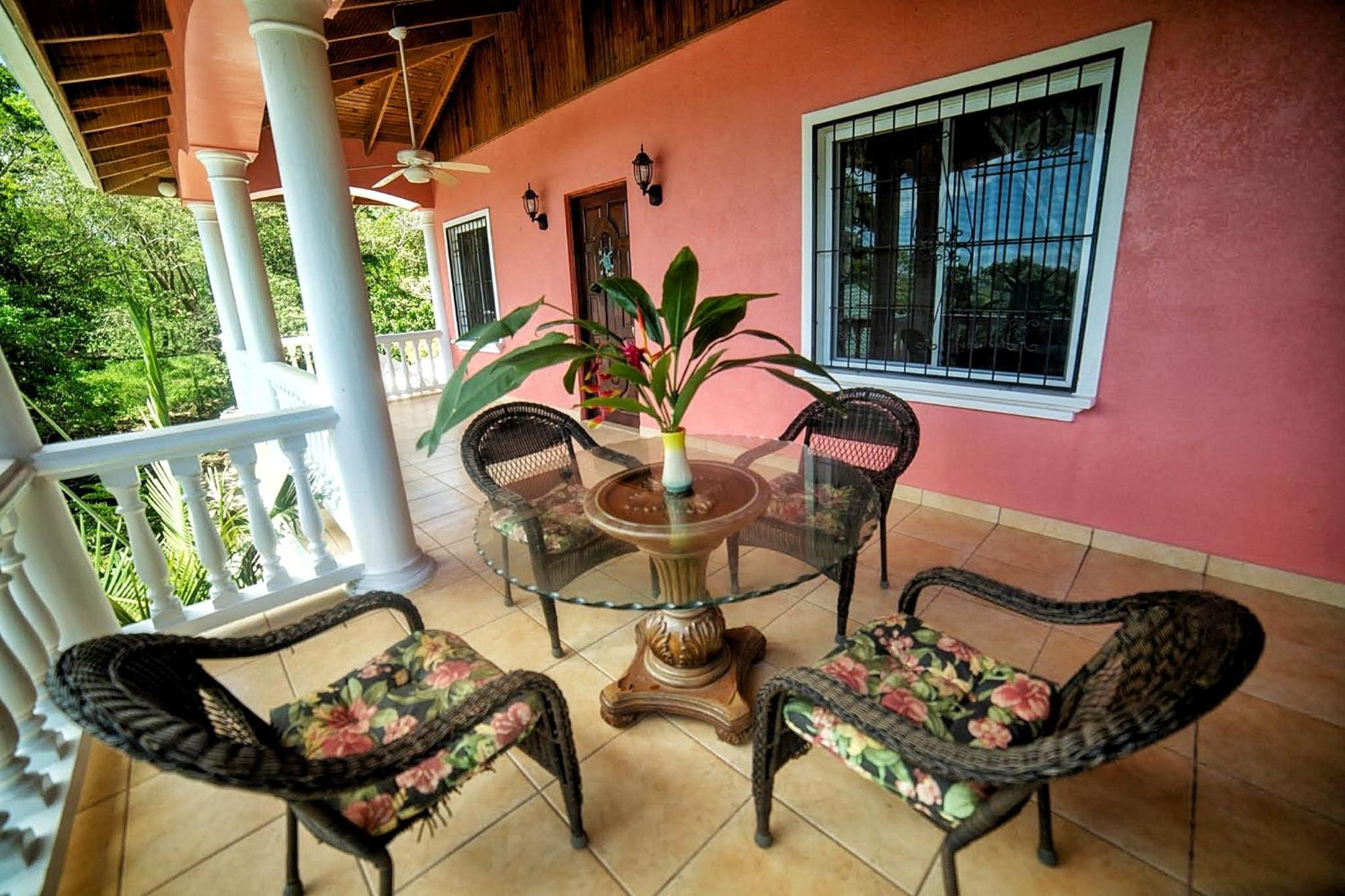 Seaside Inn Roatan West Bay Zewnętrze zdjęcie